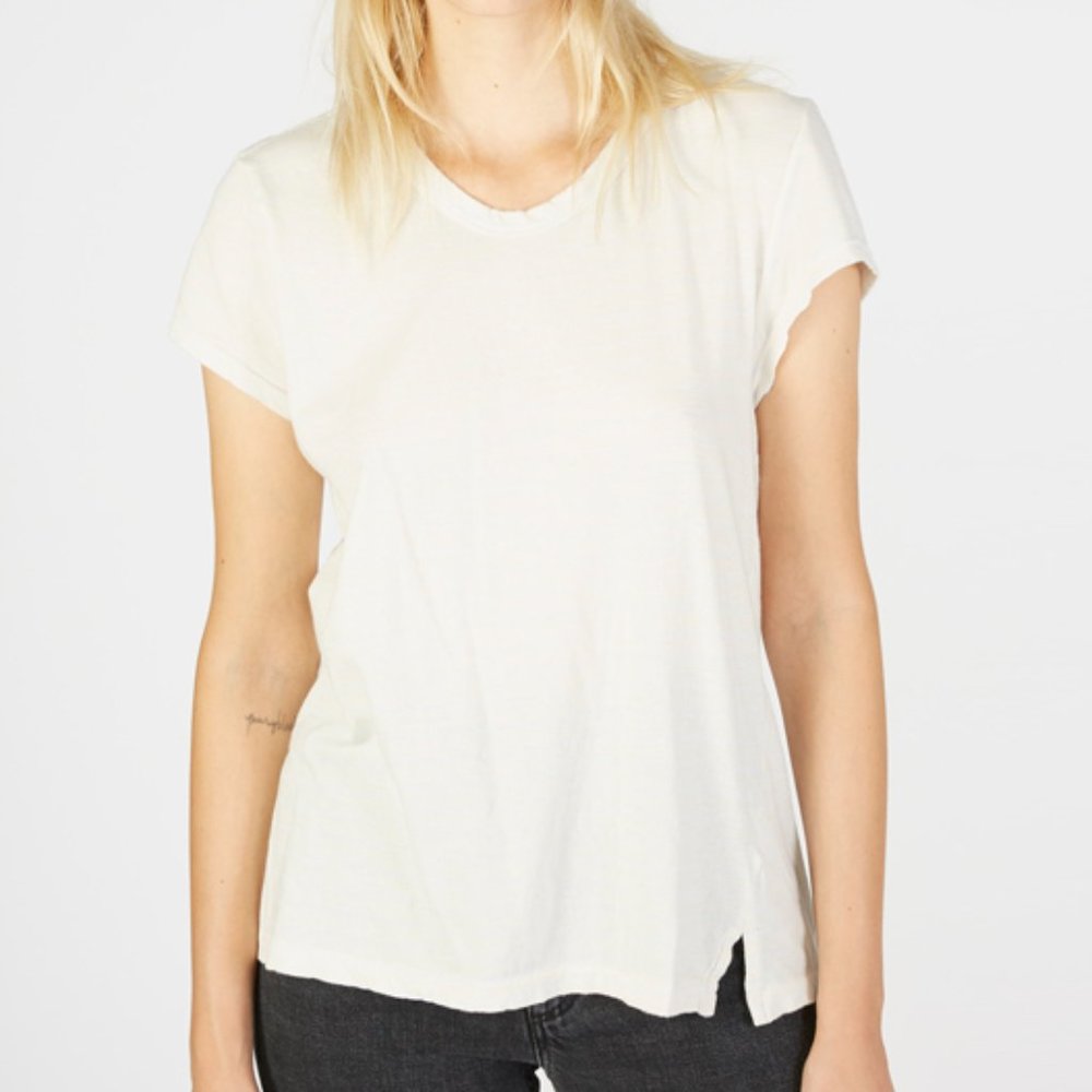 Bassike Fitted Cap Sleeve T-Shirt Size: L